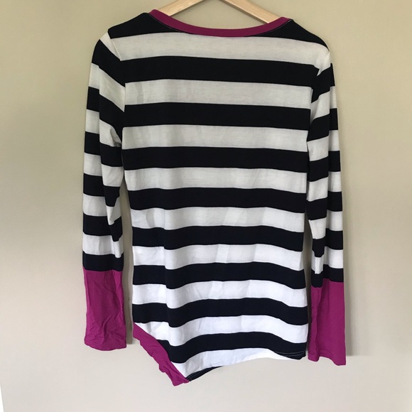 ARTISTIC TASTE Long Sleeve Button Shirt Asymmetric - Picture 4 of 5